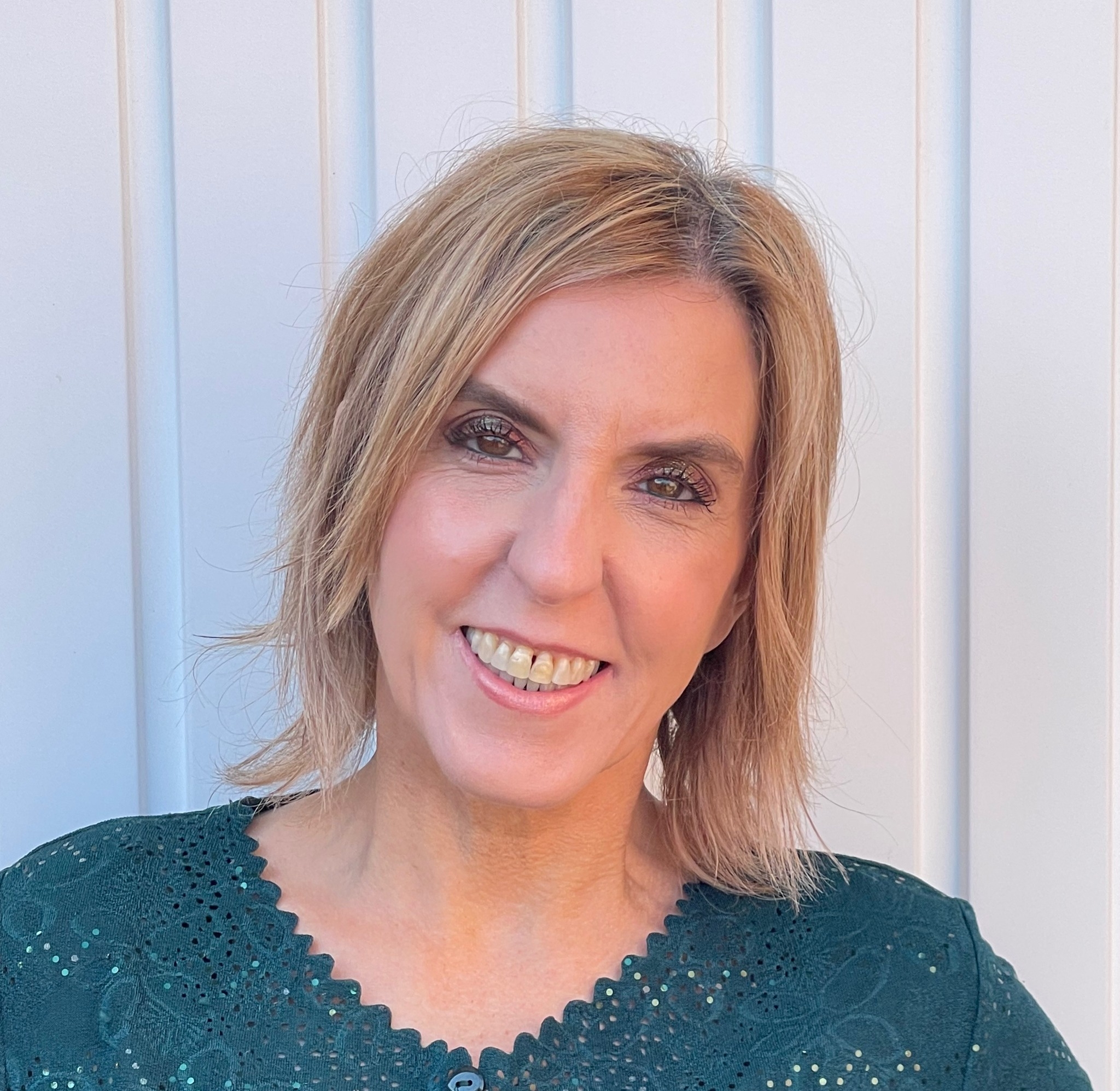 Julie Brown profile picture